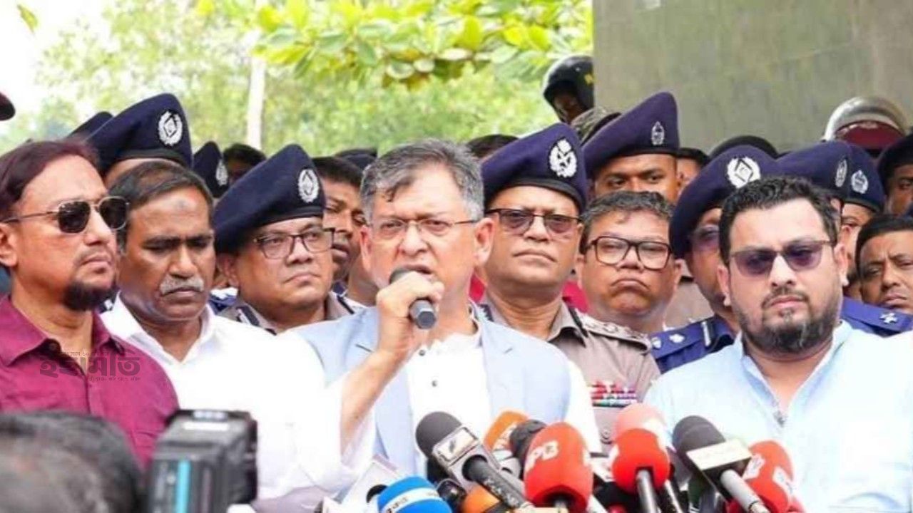 ভূমিদস্যু ও মূল ইন্ধনদাতাদের চিহ্নিত করা হচ্ছে : স্বরাষ্ট্রমন্ত্রী সালাহউদ্দিন আহমদ