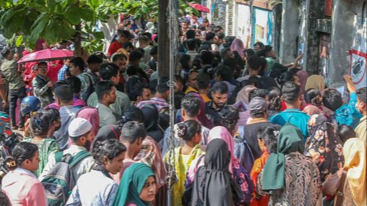 পিএসসি&rsquo;র মাধ্যমে বিভিন্ন মন্ত্রণালয়ে ১৩৫ পদে নিয়োগ বিজ্ঞপ্তি প্রকাশ; আবেদন শুরু ১ নভেম্বর