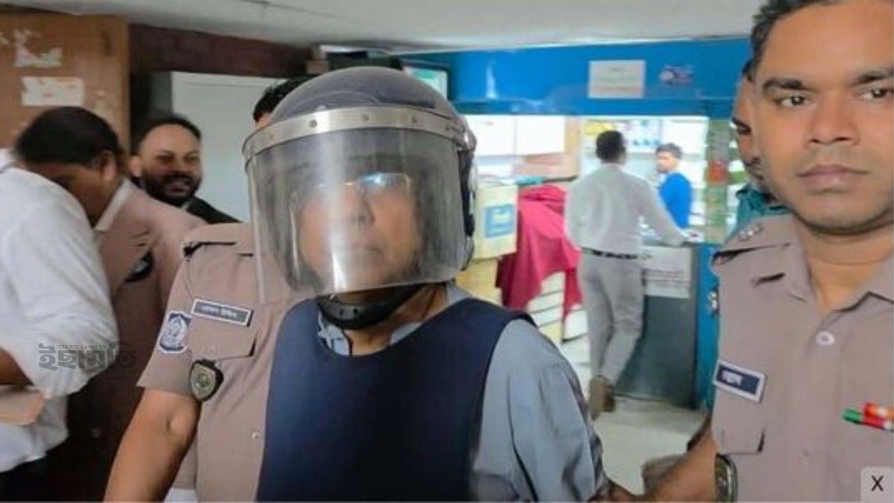 ১৭২ কোটি টাকার অবৈধ সম্পদ: সাবেক আইনমন্ত্রী আনিসুল হকের বিরুদ্ধে চার্জশিট গ্রহণ, পলাতক ৩ জনের পরোয়ানা